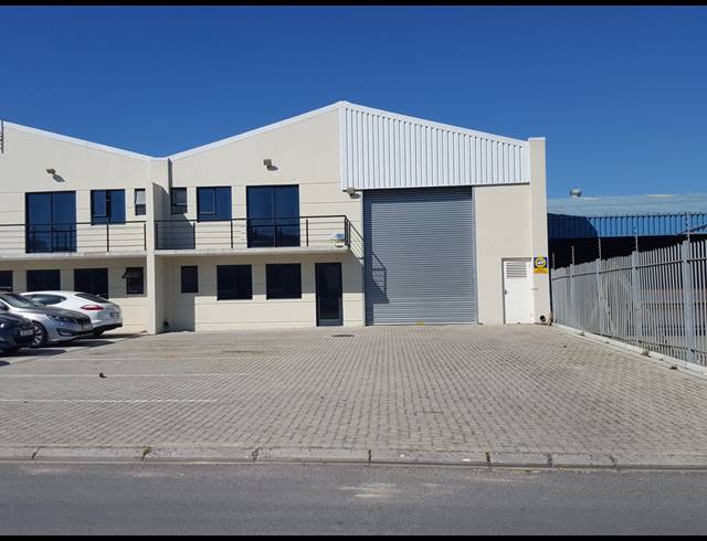 400M² FACTORY TO LET IN SAXON INDUSTRIAL